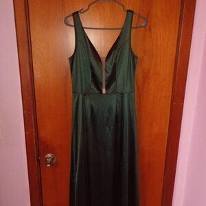 NWT MUXXN BOUTIQUE Sz Med Dark Green Satin Maxi Formal Sheath with Overskirt
